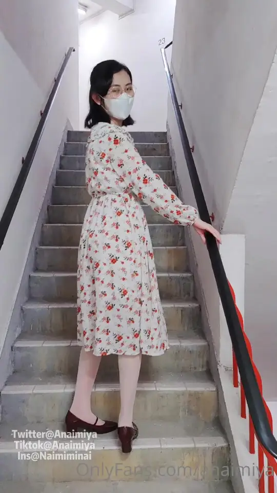Stairwell flashing with green butt plug