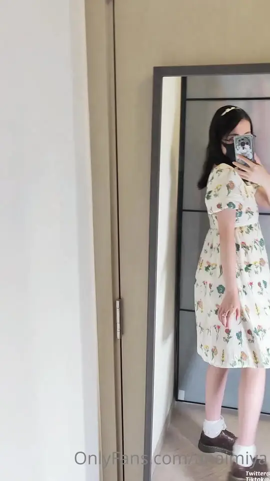 Floral Dress Mirror Flash Tease